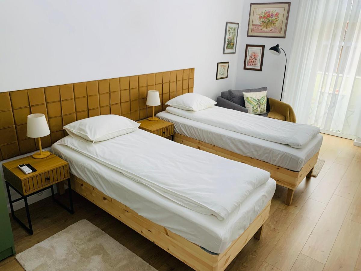 Margaret Boulevard - With Balcony Apartment Budapest